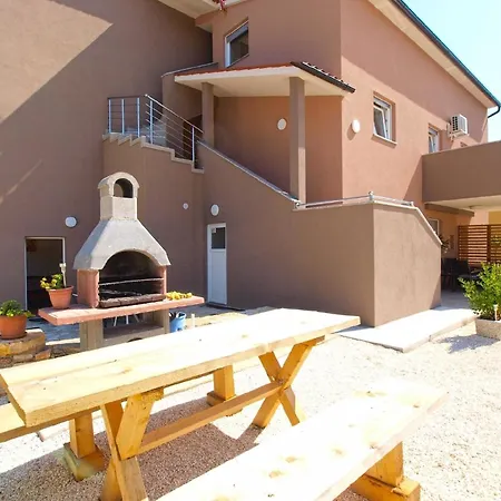 Fuer 3 Personen Ca 30 Qm In Liznjan, Istrien Suedkueste Von Istrien Apartment Ližnjan